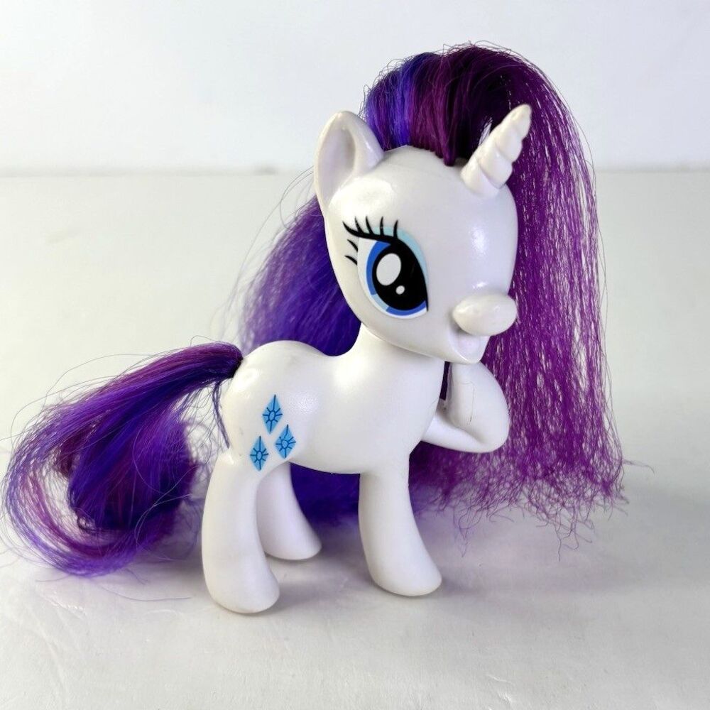 My Little Pony MLP G4 Rarity 2016 Brushable Raised Hoof Hasbro